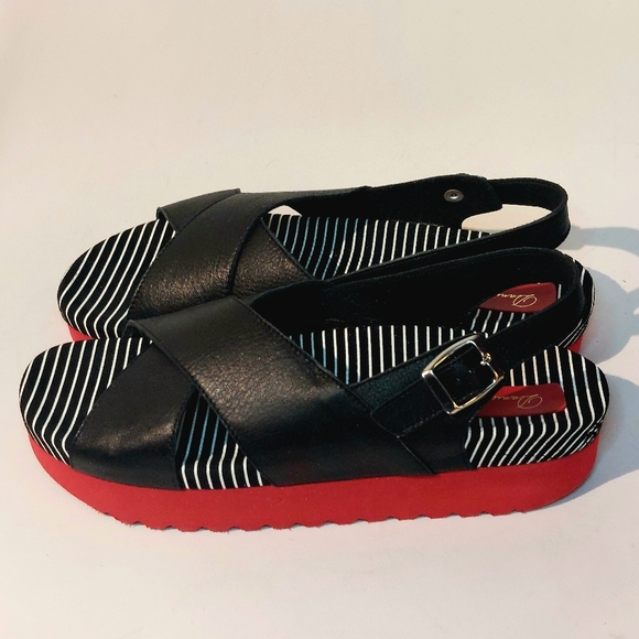 Daniele Ancarani black leather w red soles footbed sandals, EU41, NWT - Picture 2 of 13